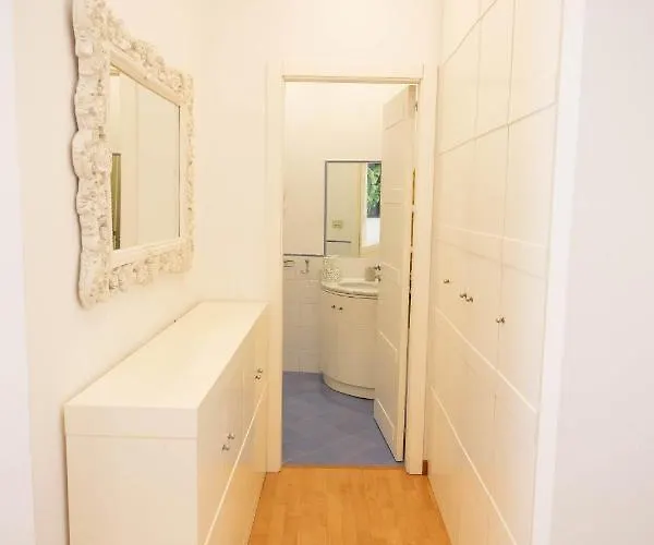 Apartment Star In Toledo By Dimorra Naples
